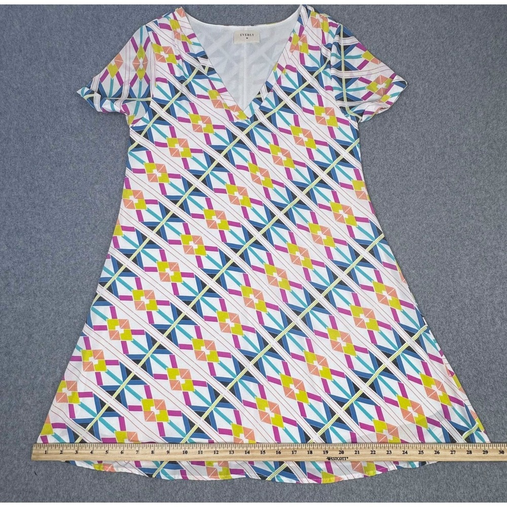 Everly Shift Dress Womens Small Lined V-Neck‎ Geometrical Pattern Short Sleeve - Picture 3 of 8